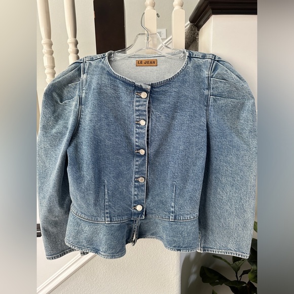 LeJean luella Cropped Peplum Denim Jacket - Picture 2 of 5